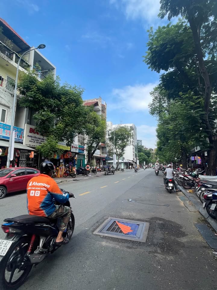 Tòa Nhà 7 Tầng Mặt Tiền Yersin Q1 - Dòng Tiền 90 Triệu/Tháng - 53 Tỷ