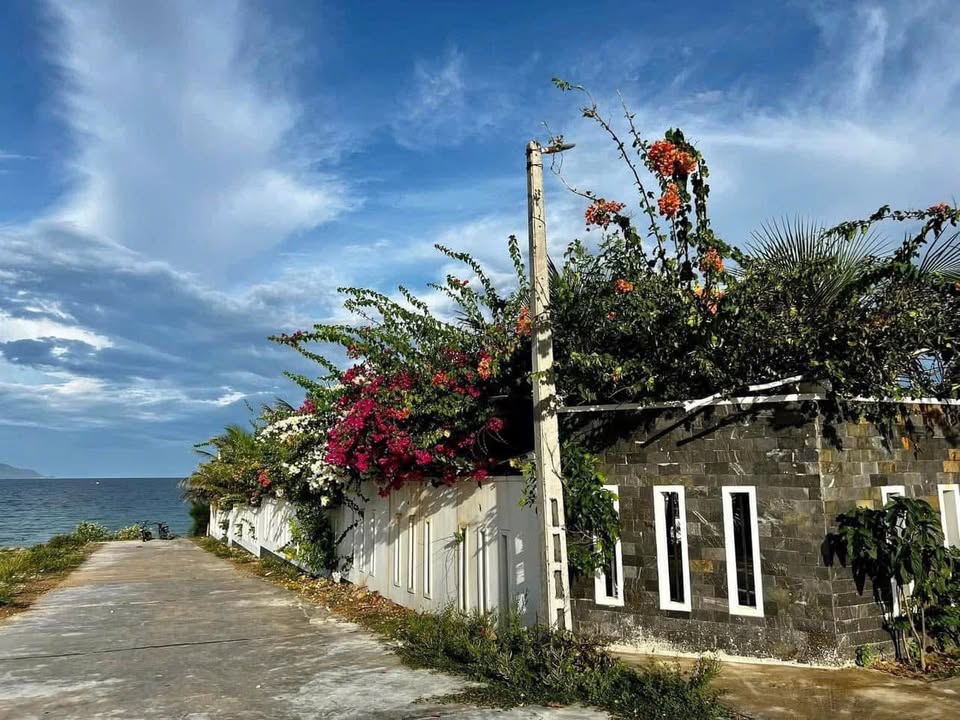 Homestay Biển Dốc Lết 4PN - Sát Biển, Đầy Đủ Tiện Nghi