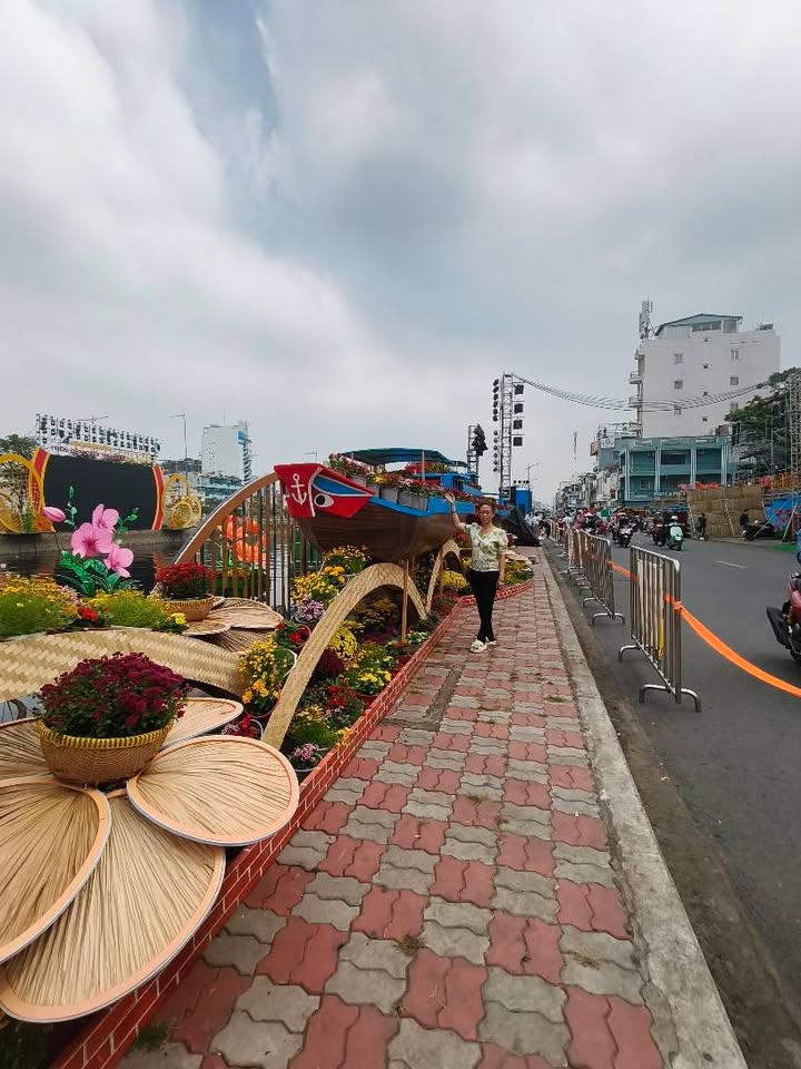 Nhà Mặt Tiền Mễ Cốc Quận 8 - 162m² Sàn, 5 Tầng, View Sông - Giá 8.7 Tỷ