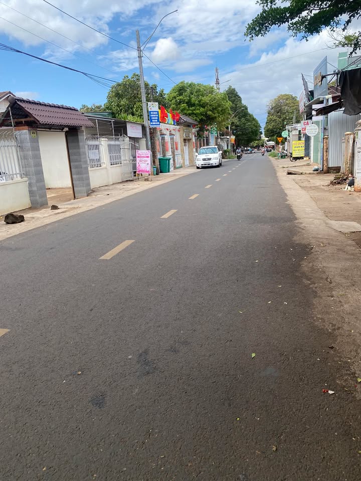 Đất Nền Mặt Tiền Lê Lợi Cư M'gar - 322m² - Sổ Đỏ Vuông Vắn