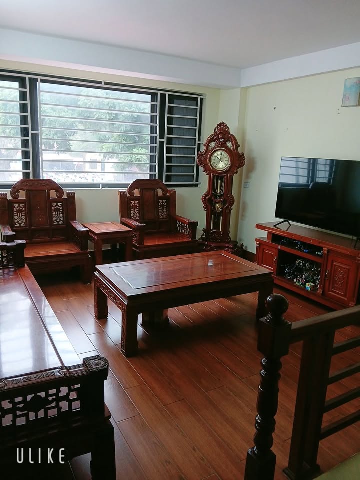 Nhà 4 Tầng Ngõ Đinh Tiên Hoàng, Ninh Bình - 60m² Kinh Doanh Tốt