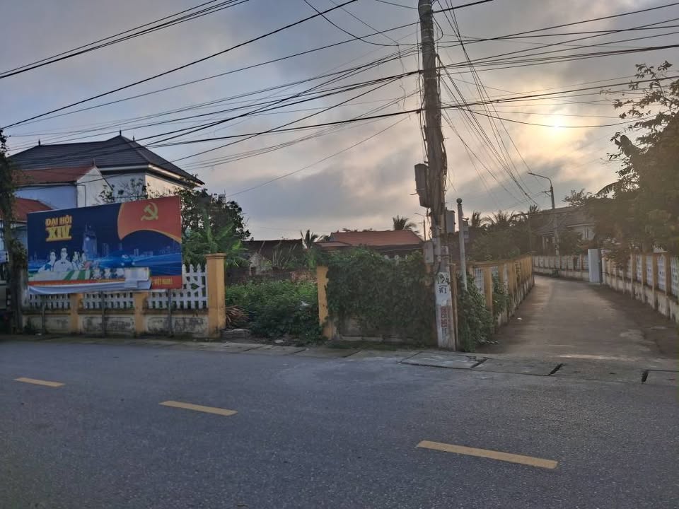 Bán Gấp Đất Lô Góc Đông Ninh, TP Thanh Hóa - 308m² - Sổ Đỏ Vuông Vắn