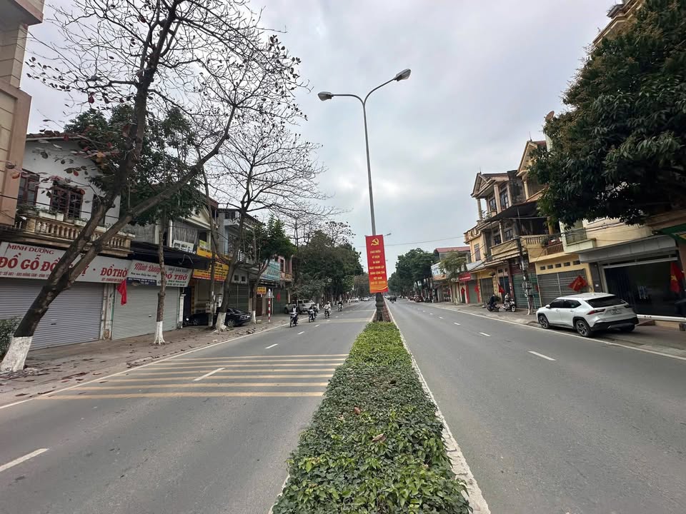 Mặt Tiền Kinh Doanh Đường Hùng Vương, Vĩnh Yên - 109m² Giá 6 Tỷ