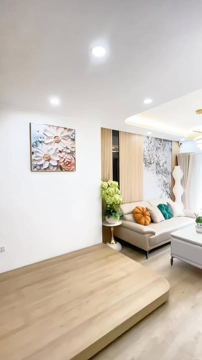 Căn hộ tập thể Ngõ 62 Nguyễn Chí Thanh 80m² - Căn góc 3 mặt thoáng!