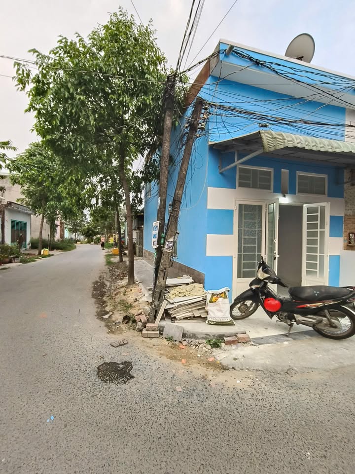 Nhà Mặt Tiền Kinh Doanh Hóc Môn 40m² - Giá 595 Triệu, Sẵn Sàng Ở Ngay