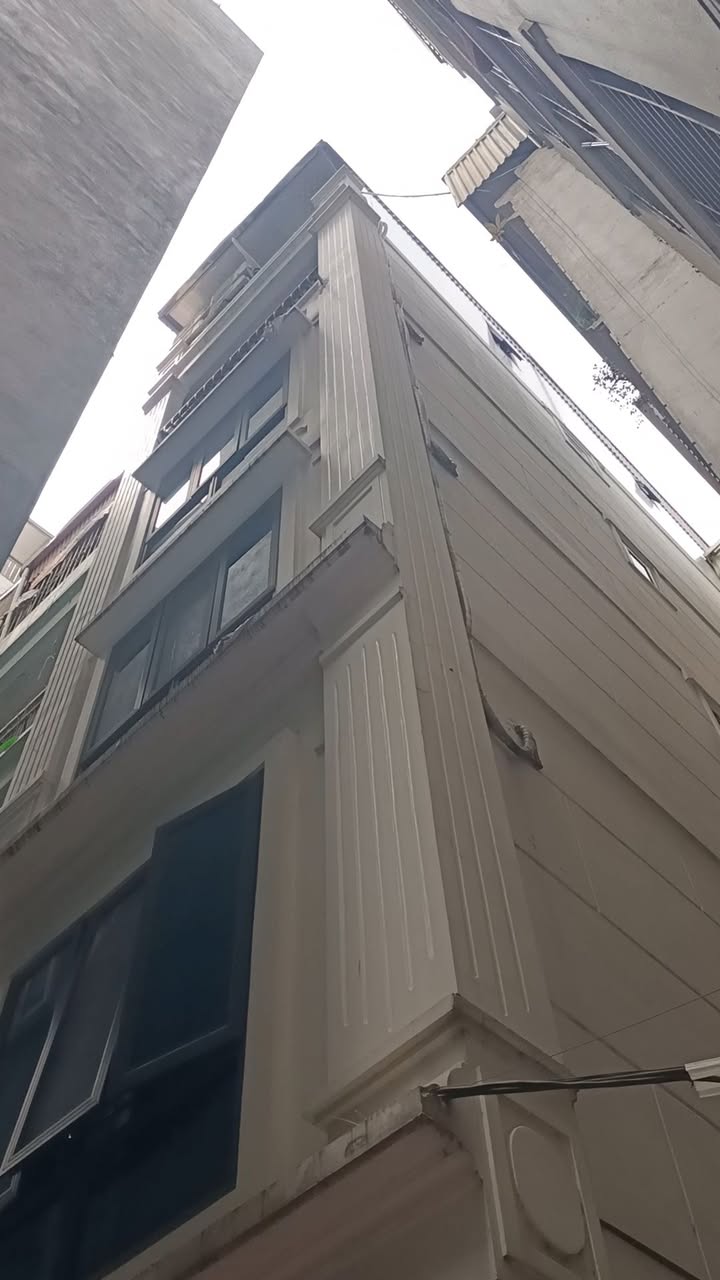 Nhà Mỹ Đình 44m² 6 Tầng Lô Góc - Cách Phố 15m, Sẵn Ở Ngay