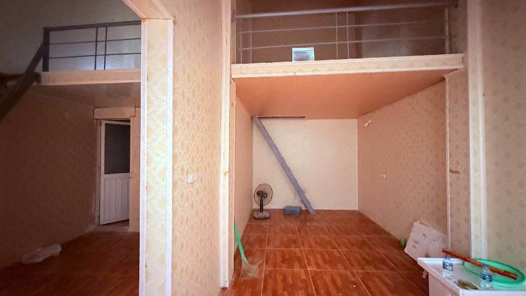 Đất Thụy Khuê 30m² - Mặt Tiền 5m Rộng, Giá 6.7 Tỷ - Sẵn Sàng Xây Mới