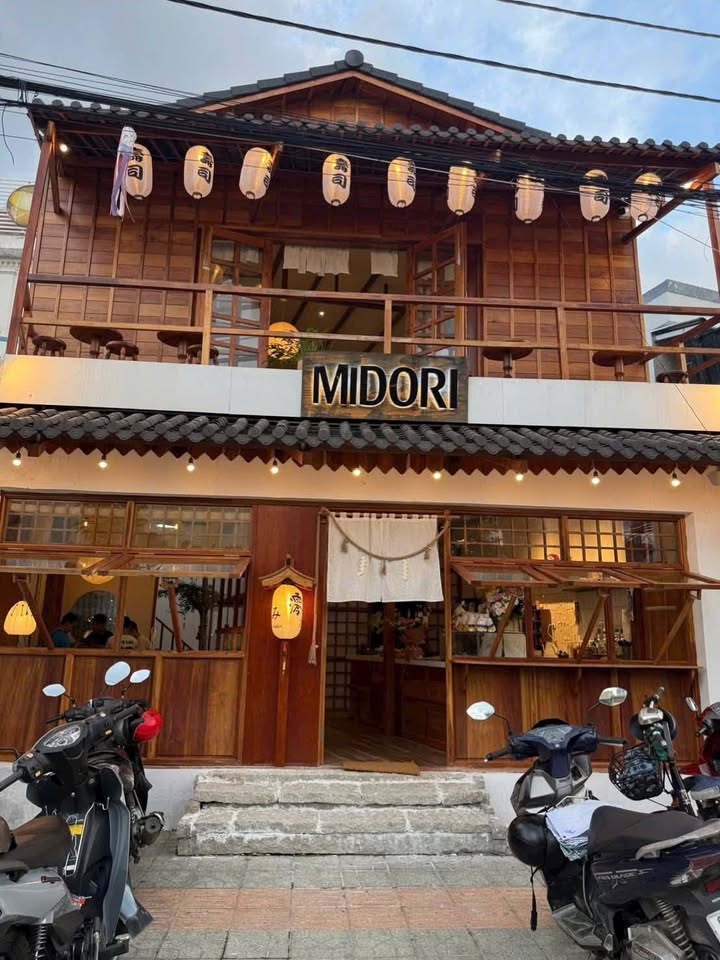 Nhà Phố Mặt Tiền Chợ Chùa, Tân Phú 85m² - Vị Trí Đắc Địa!