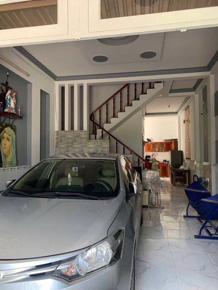 Nhà 80m² Phan Văn Hớn, Hóc Môn - Sổ hồng, 3PN, Giá 4.95 Tỷ