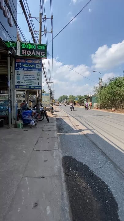 Đất Vàng Mặt Tiền Nguyễn Hoàng, Biên Hòa - 386m² Sổ Đỏ Thổ Cư - Giá 3.8 Tỷ