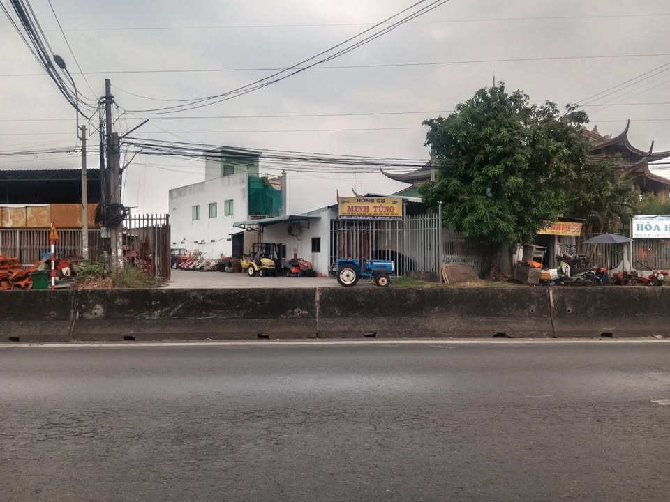 Đất SKC Bến Lức 4500m² Quốc Lộ 1A – Container Thoải Mái!