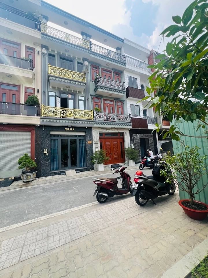 Bán Đất Mặt Tiền Tô Hiệu Tân Phú 64m² - Sổ Riêng, Xây Cao Tầng