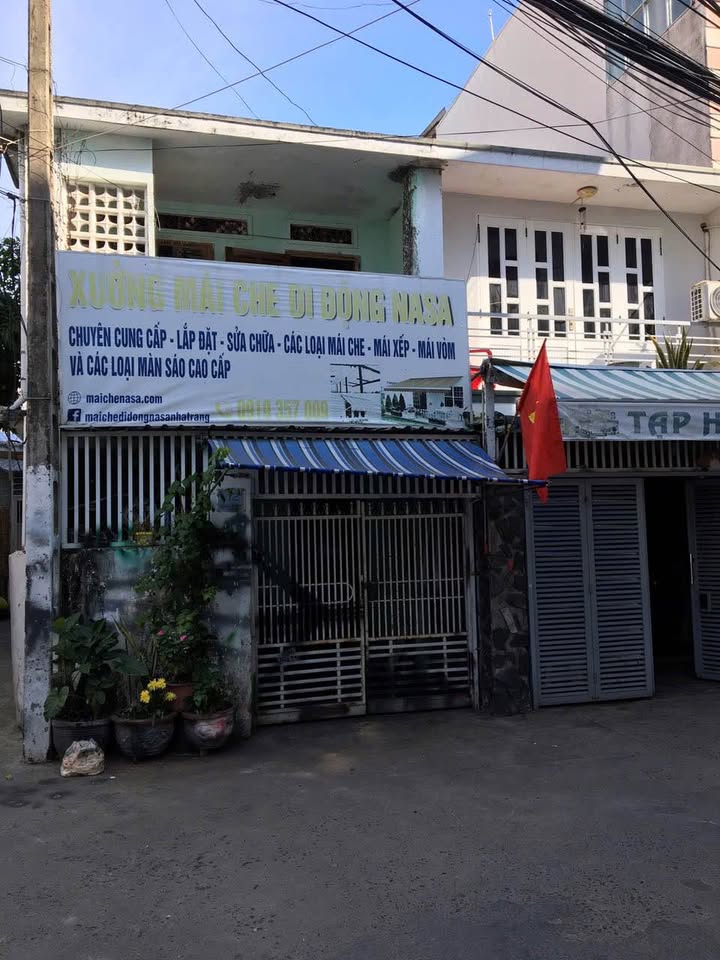 Nhà riêng Nha Trang 47m² 3.9 tỷ - Lô góc ô tô vào tận nhà!
