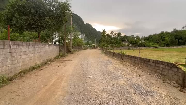 Đất nền Lạc Thủy 2600m² - Sổ đỏ chính chủ, tiềm năng chia 27 lô