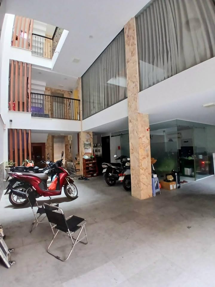 Nhà 102m² Nơ Trang Long, Bình Thạnh - Giá Sốc 25 Tỷ, Thang Máy, Ô Tô Vào Nhà