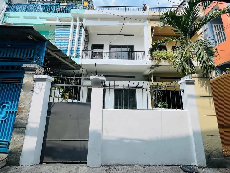 Nhà HXH Phạm Văn Hai, Tân Bình - 88m², 3 Tầng, 10 Tỷ TL