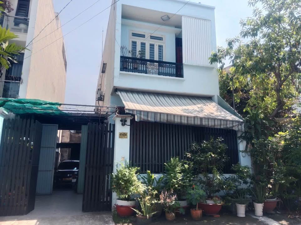 Nhà riêng Hóc Môn 168m² giá 9.7 tỷ - Chính chủ bán, Sổ hồng riêng!