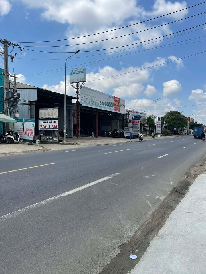 Nhà Mặt Tiền QL20 Tân Phú 1030m² - Kinh Doanh Đa Ngành Nghề - Sổ Hồng Riêng