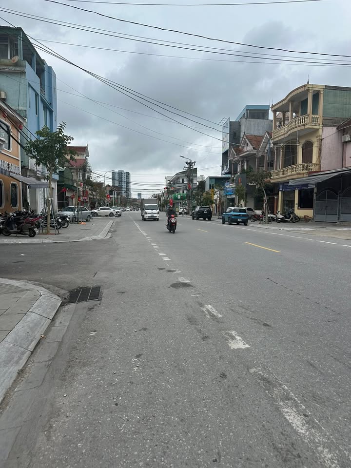 Nhà Mặt Tiền An Dương Vương, Vinh 81.5m² - Kinh Doanh Đắc Lộc