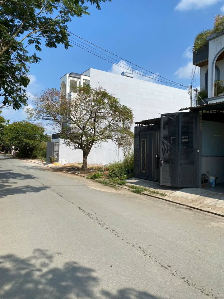 Đất Phân Lô Long Trường, TP Thủ Đức - 254.5m² Giá 10.8 Tỷ, Hướng Bắc