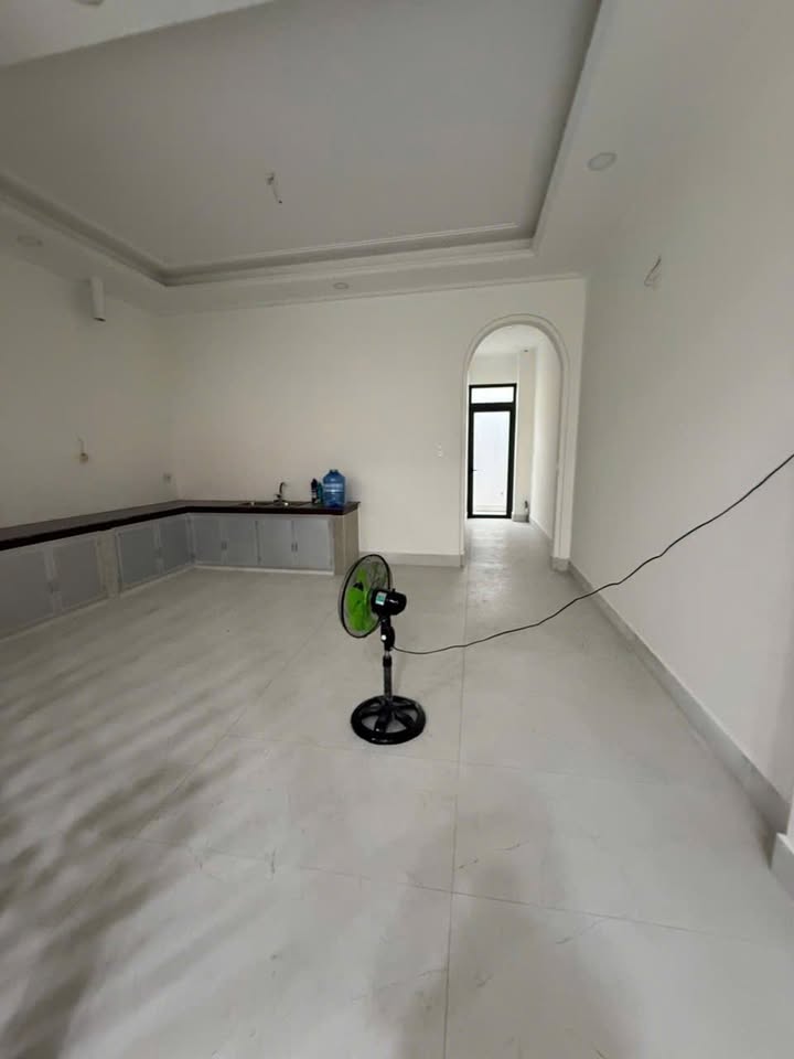 Cho thuê nhà nguyên căn Phường 4, TP Vĩnh Long - 4PN, 2 lầu, giá 7 triệu