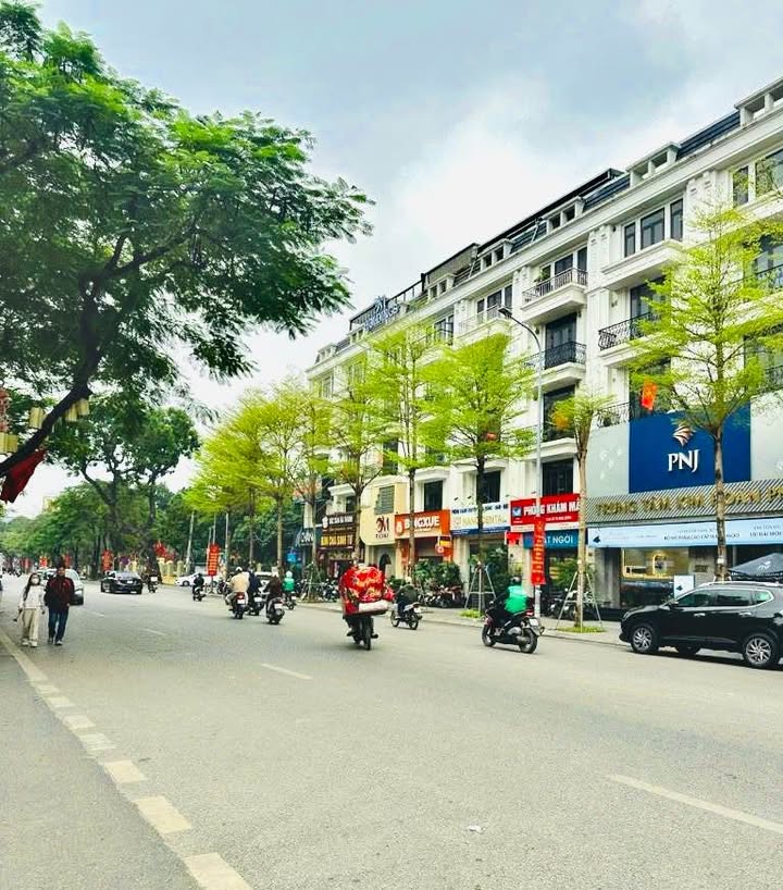 Nhà Lô Góc Nguyễn Văn Huyên, Cầu Giấy 50m² - Mặt Tiền Kinh Doanh Hiếm Có!