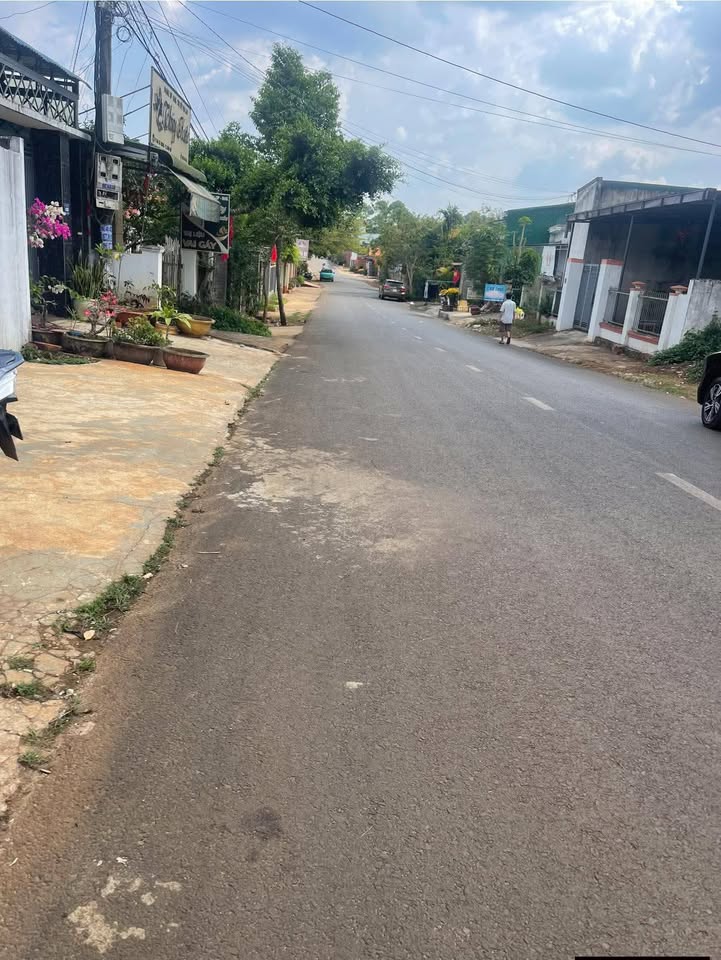 Nhà Mặt Tiền Hai Bà Trưng, Buôn Hồ 168m² - Giá 6.3 Tỷ