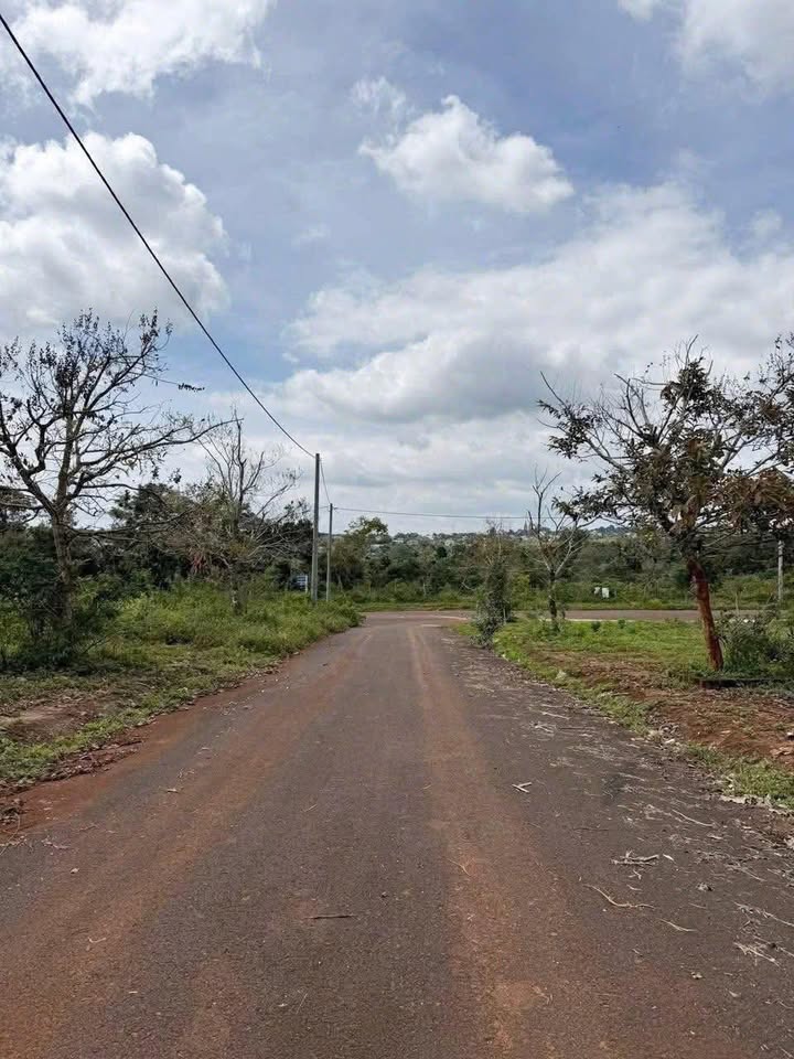 Đất nền Đường Lưu Quang Vũ Buôn Hồ 126m² - Sổ đỏ chính chủ!