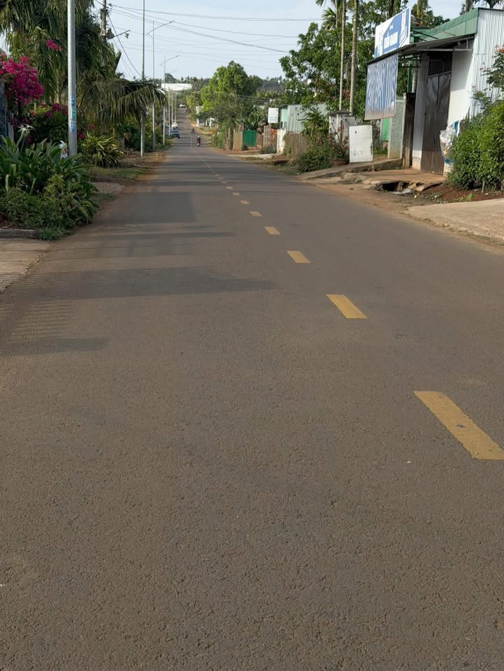 Bán Đất Mặt Tiền Lê Văn Hưu Buôn Hồ 375m² - Sổ Đỏ Sẵn Sàng