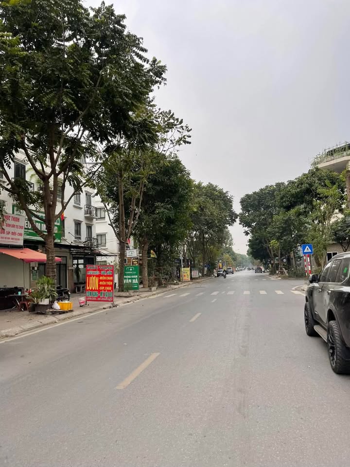 Cho thuê nhà 4 tầng Kinh doanh KĐT Văn Phú, Hà Đông - 25 Triệu/tháng