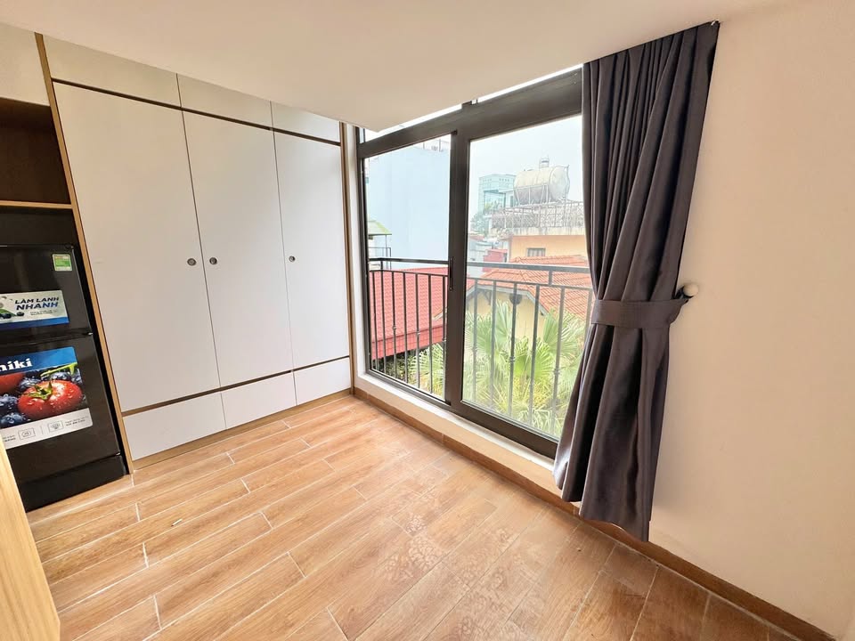 Cho thuê phòng 8 tầng thang máy, full nội thất, Vĩnh Phúc, Ba Đình