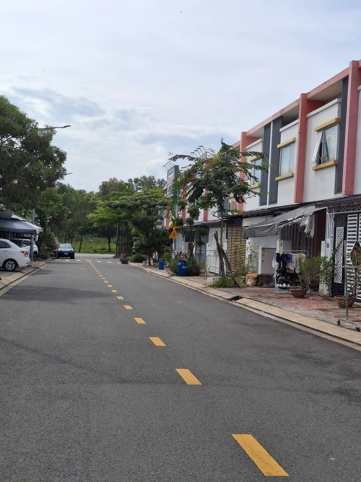 Nhà Ecolakes Ecohome 2 Bến Cát 70m² - Giá tốt hiếm có!