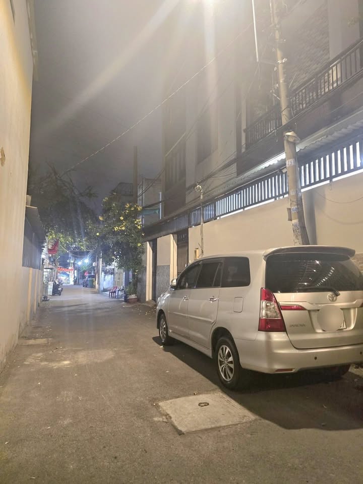 Bán Nhà Trương Văn Hải, Thủ Đức 95m² - Hẻm Thông Ô Tô Tránh