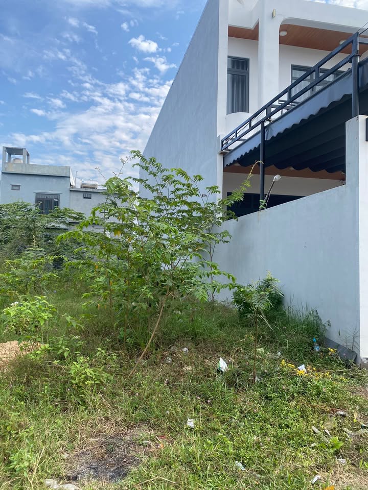 Nhà 128m² Xã Hòa Liên, Đà Nẵng - Giá 2.72 Tỷ, Hướng Đông Sạch Đẹp