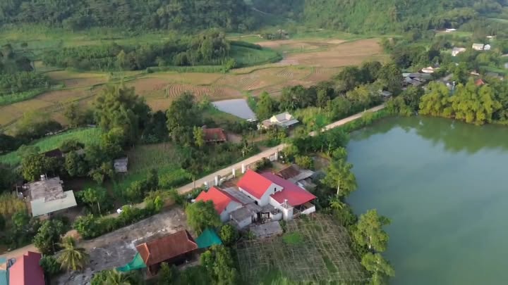 Đất Vườn Xóm Cành Lạc Sơn 3035m² giá 6 tỷ - Nghỉ dưỡng lý tưởng!