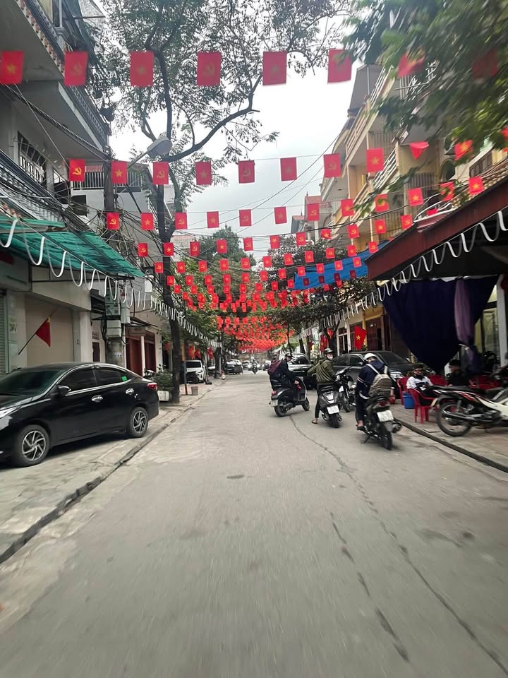 Nhà 4 Tầng Đẹp Keng - Ngõ Đinh Tiên Hoàng, Hoa Lư - 60m² - Giá 8 Tỷ