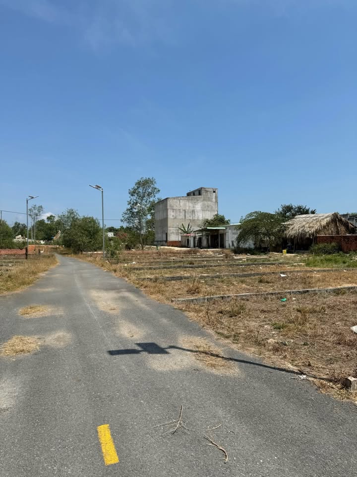 Đất nền Tân Phước, Phú Mỹ 100m² giá 1.15 tỷ - Sổ đỏ chính chủ, bán gấp!