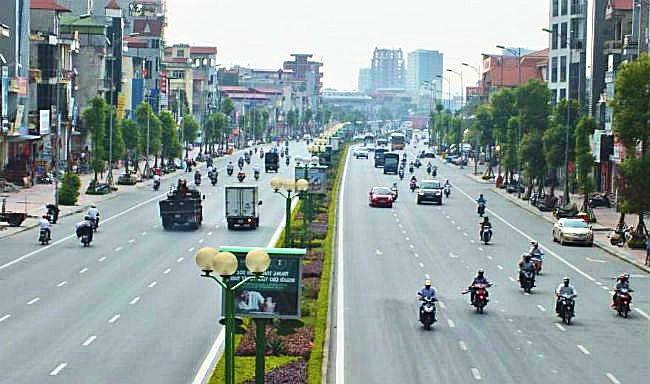 Nhà Mặt Phố Ngô Gia Tự Long Biên 82m² - Kinh Doanh Đa Ngành - Dòng Tiền 30 Triệu/Tháng