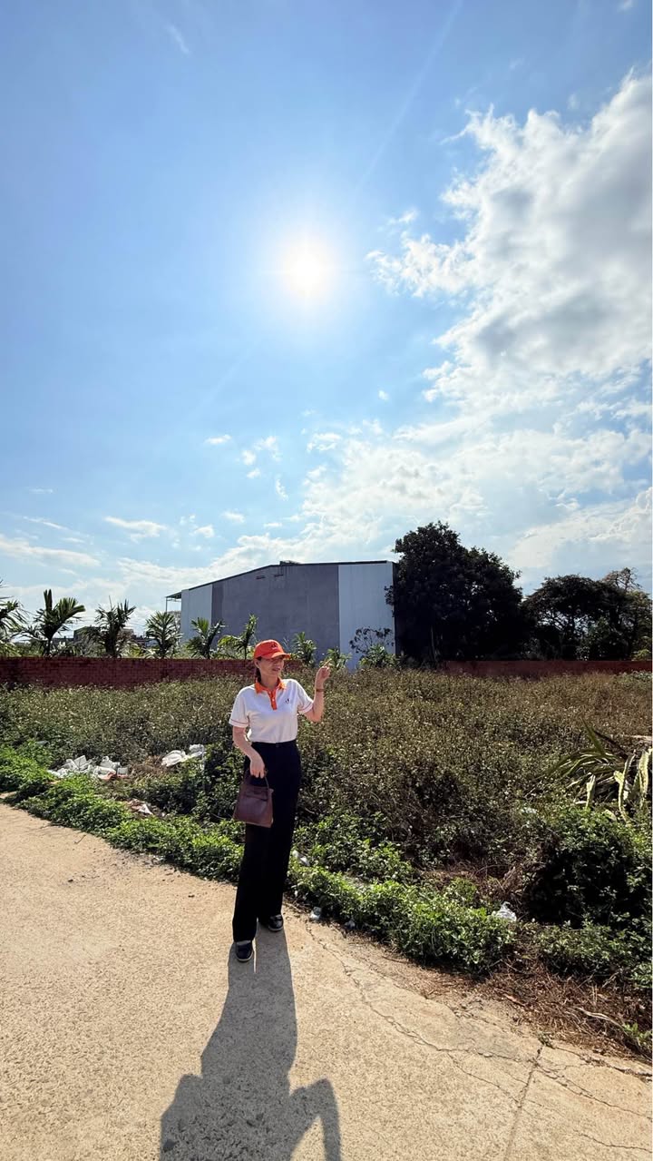 Đất nền 105m² Đường E, BMT - Sổ đỏ chính chủ, thổ cư sẵn!