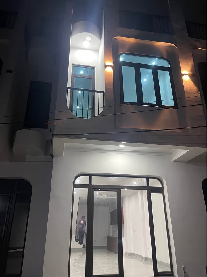 Nhà riêng 3 tầng Đông Vệ, TP Thanh Hóa 60m² - Ô tô vào tận nhà!