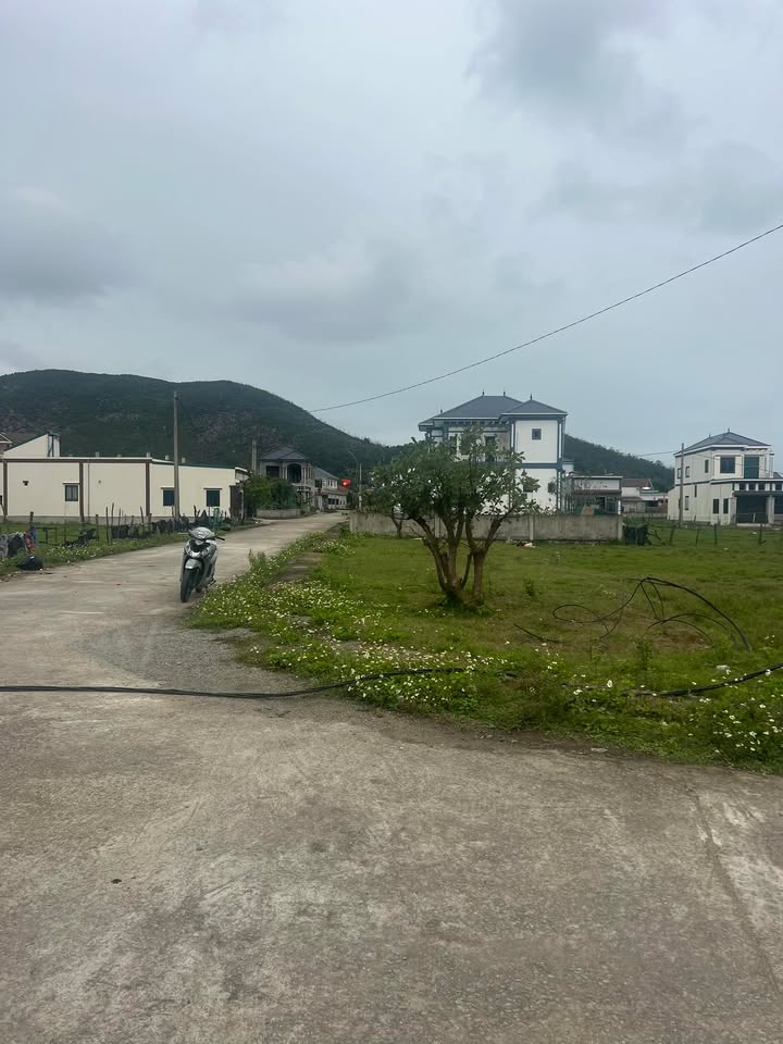 Đất nền Phú Tân, Kỳ Anh - 180m² hai mặt tiền, thổ cư 100%