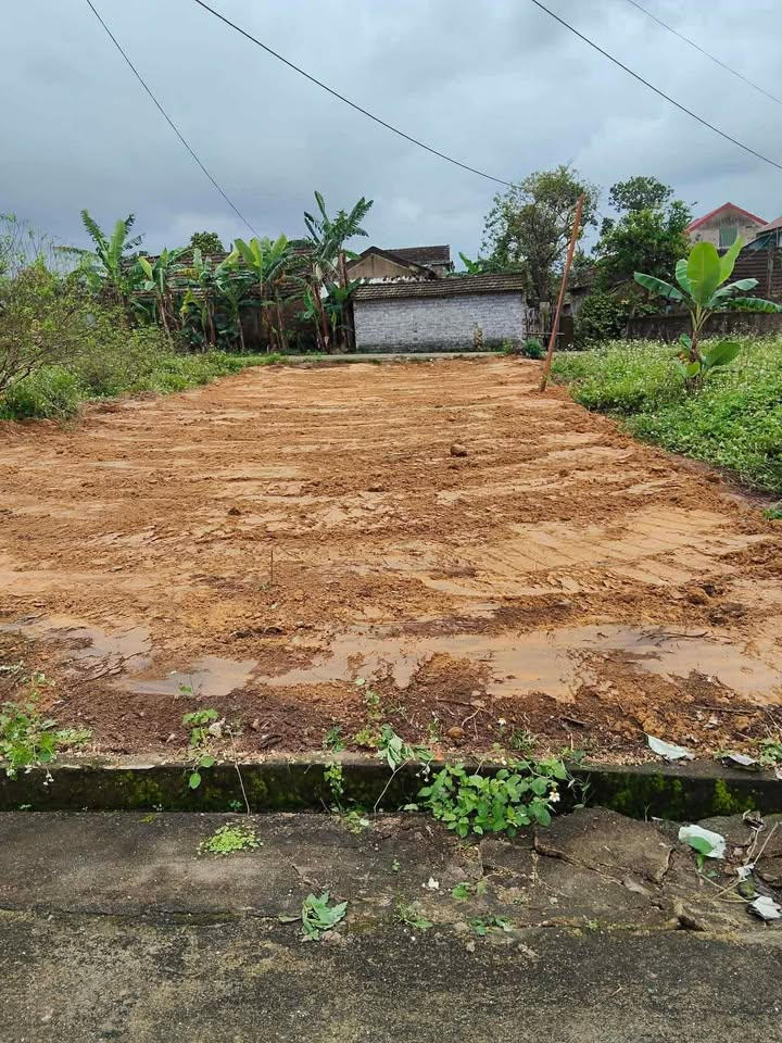 Đất nền 2 mặt tiền Tả Tấn, Kỳ Hoa, Hà Tĩnh - Sổ hồng thổ cư 138m²