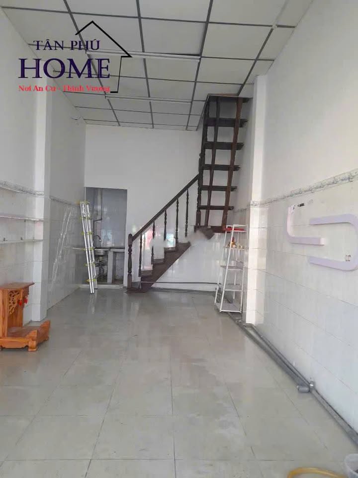 Nhà phố cho thuê Tân Phú 21m² 10 triệu - Mặt tiền KD