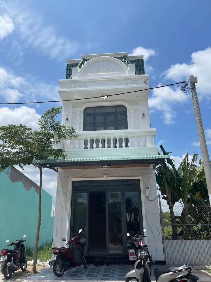 Bán Nhà 69m² Phường 1, Bạc Liêu - 2 Tỷ 2, Hướng Đông, 4PN