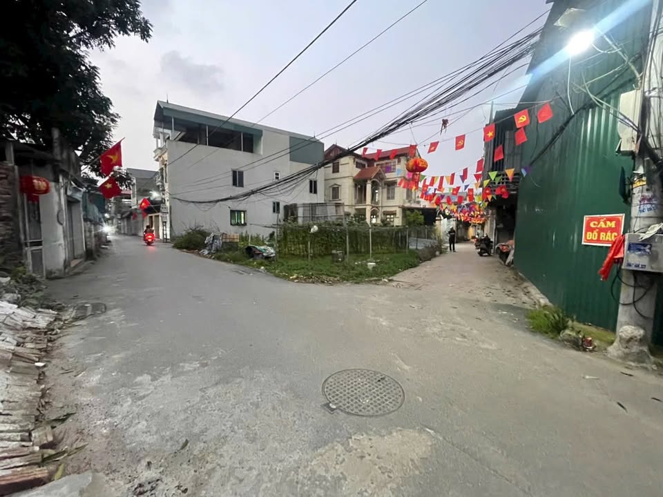 Nhà 50m² Ô Tô Vào Nhà Thôn Sinh Quả, Bình Minh - Giá 5 Tỷ