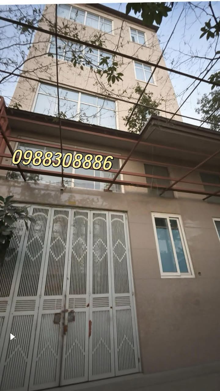 Nhà 80m² Oto Tránh 4 Tầng Yên Viên - View Vườn Hoa, Sổ Vuông