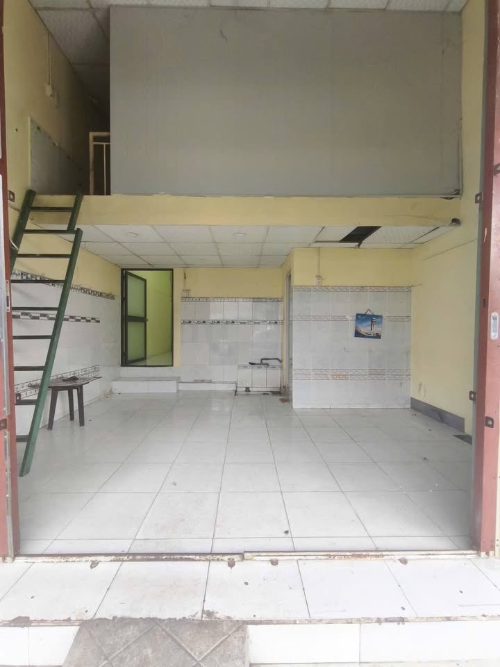 Ki-ốt Gần Go Dĩ An 30m² chỉ 4 triệu - Vị trí đắc địa!