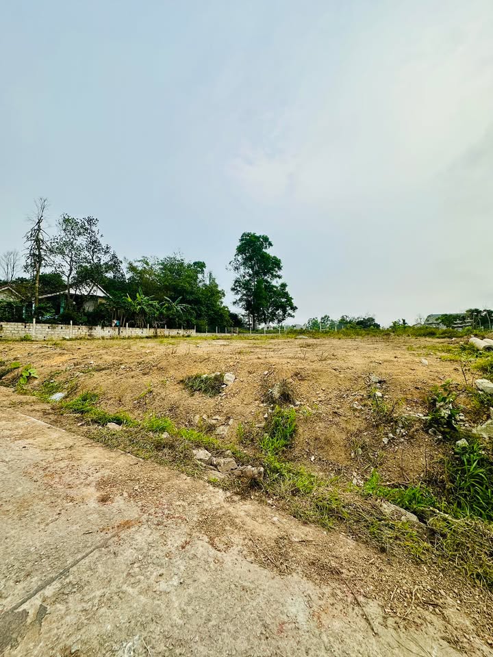 Đất Nền Thủy Phương Huế 92m² - Mặt Tiền Đường 12m Giá Tốt