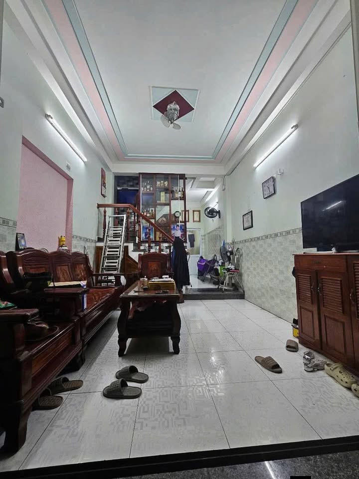 Nhà Mặt Tiền Phan Đình Phùng, Quy Nhơn 62m² - Sổ Đỏ Chính Chủ