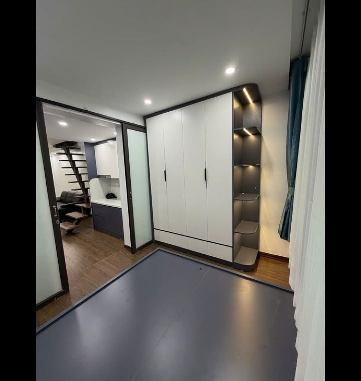 Nhà Tập Thể Quỳnh Mai 200m² - 2 Sàn Giá 4 Tỷ